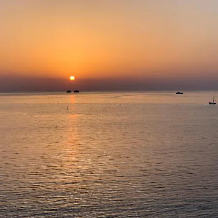 Portes View * Parikia (Paros)